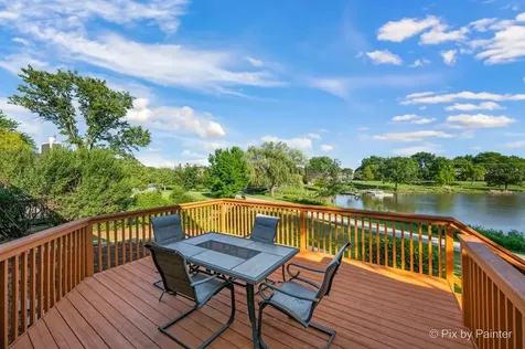 1341 West Sturbridge Drive Hoffman Estates IL 60192