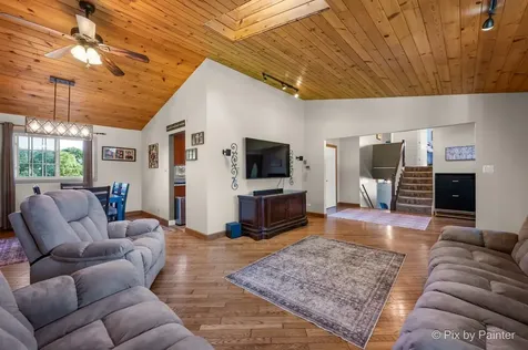1341 West Sturbridge Drive Hoffman Estates IL 60192