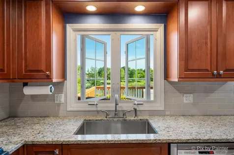 1341 West Sturbridge Drive Hoffman Estates IL 60192