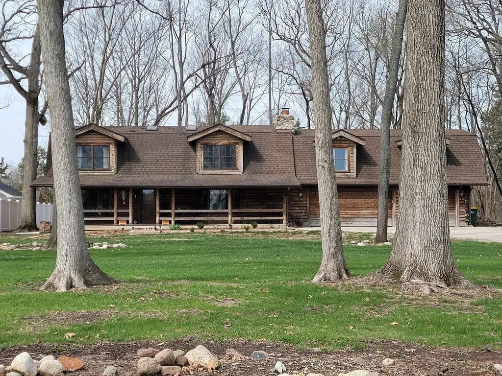 4615 East 2619th Road Sandwich IL 60548