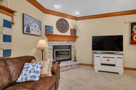 529 East Hunter Lane Minooka IL 60447