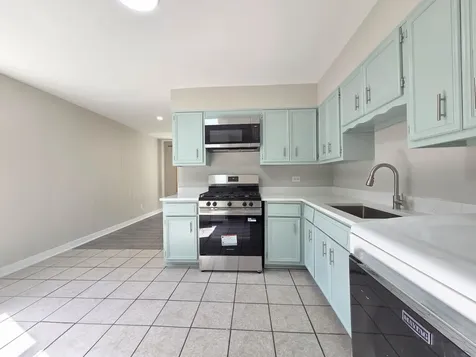 2124 218TH Place Sauk Village IL 60411