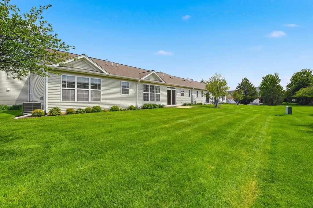 13505 Delaney Road Huntley IL 60142