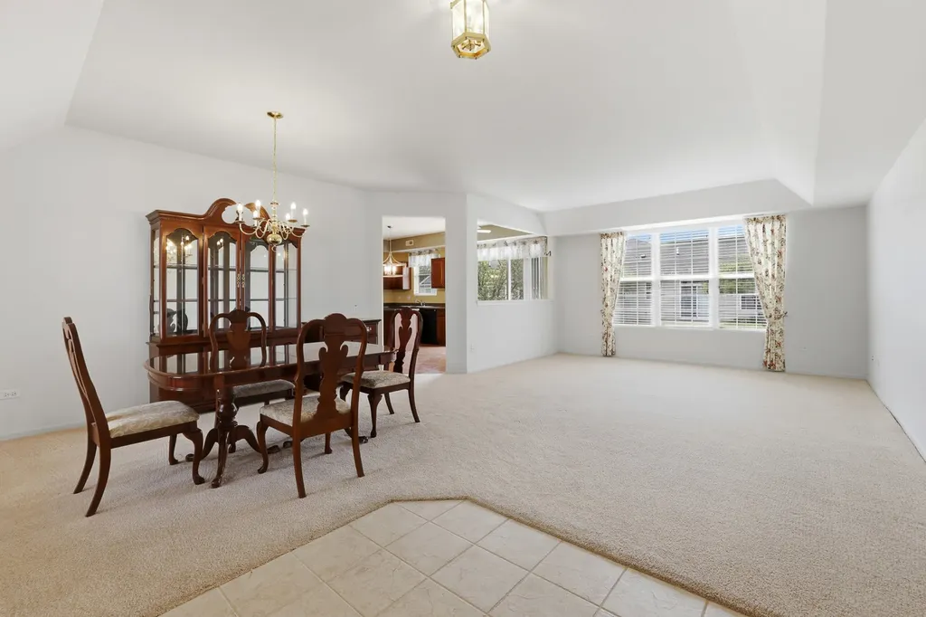 13505 Delaney Road Huntley IL 60142