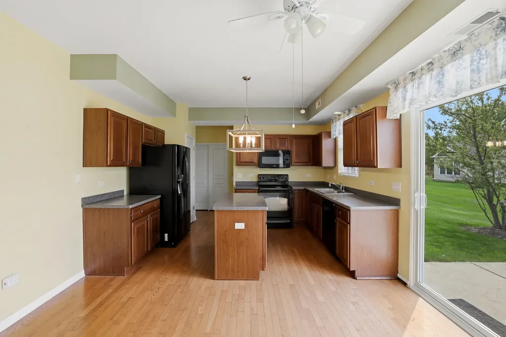 13505 Delaney Road Huntley IL 60142