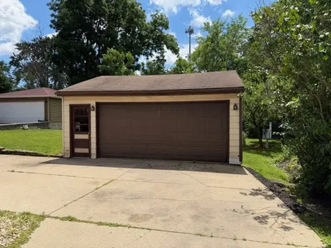 907 Houston Avenue Elgin IL 60120