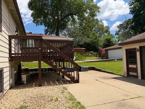907 Houston Avenue Elgin IL 60120