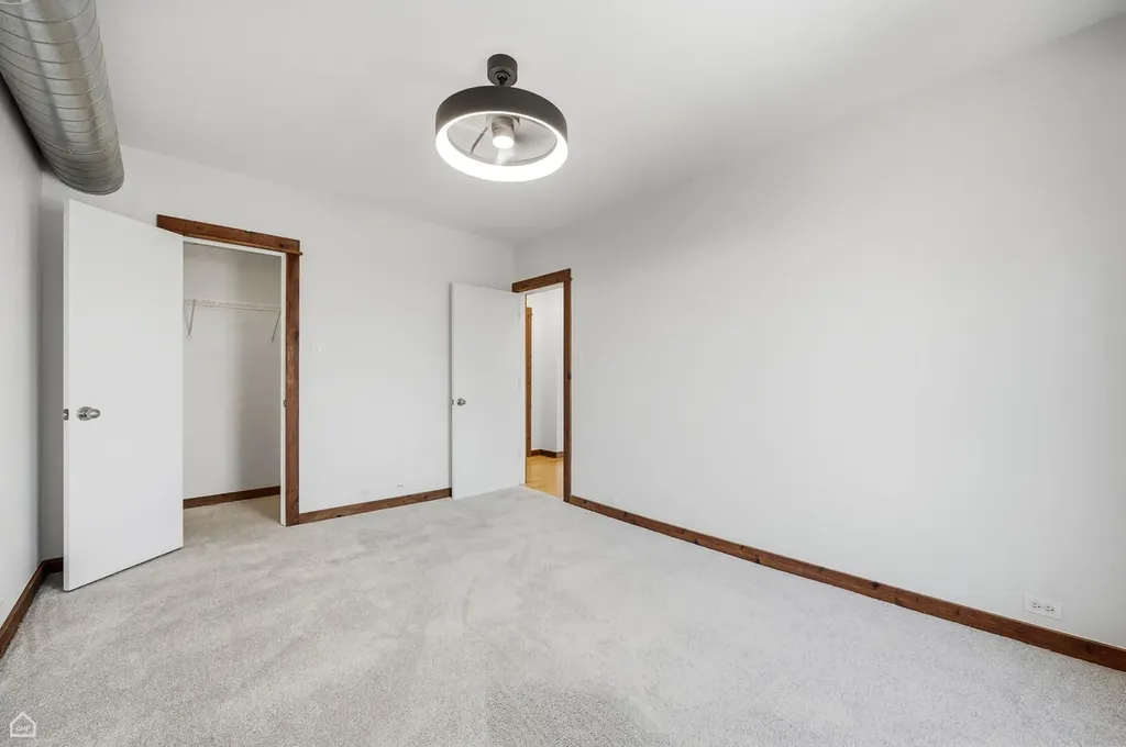 5400 South Harper Avenue Chicago IL 60615