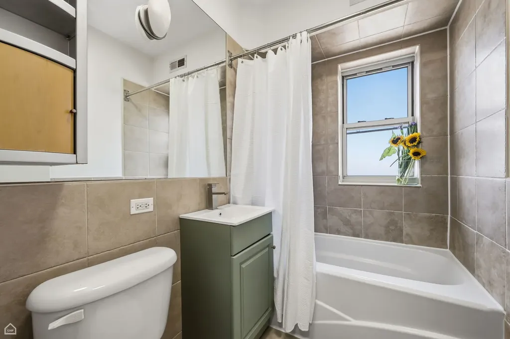 5400 South Harper Avenue Chicago IL 60615
