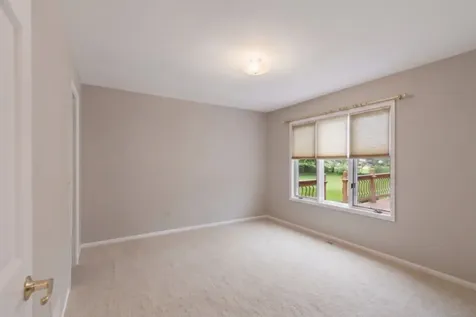 1413 Annie Lane Libertyville IL 60048