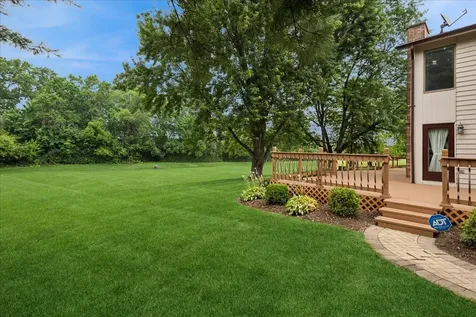 1413 Annie Lane Libertyville IL 60048