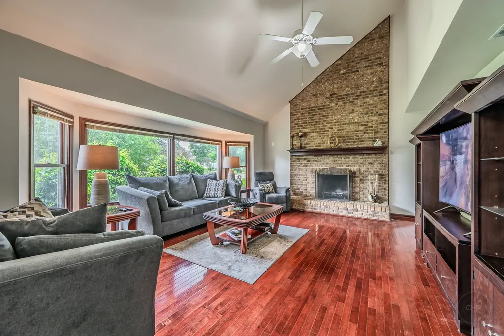 3178 Preakness Drive Aurora IL 60502
