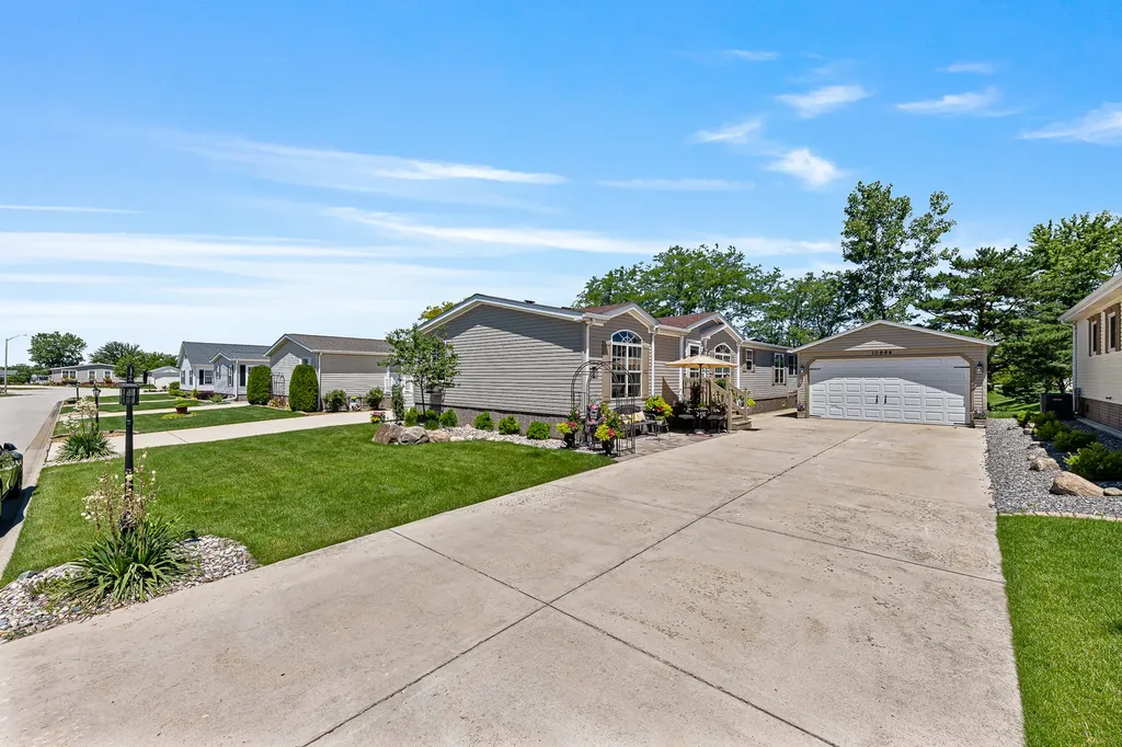 10864 Doral Drive Frankfort IL 60423