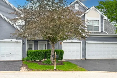 203 Oxford Court Oswego IL 60543