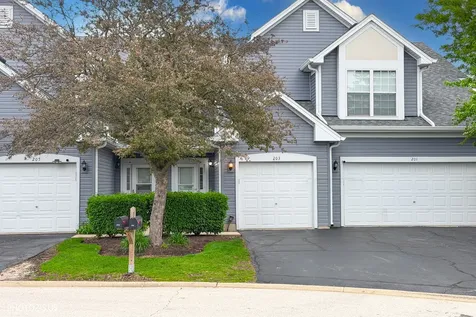 203 Oxford Court Oswego IL 60543