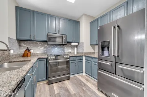 203 Oxford Court Oswego IL 60543