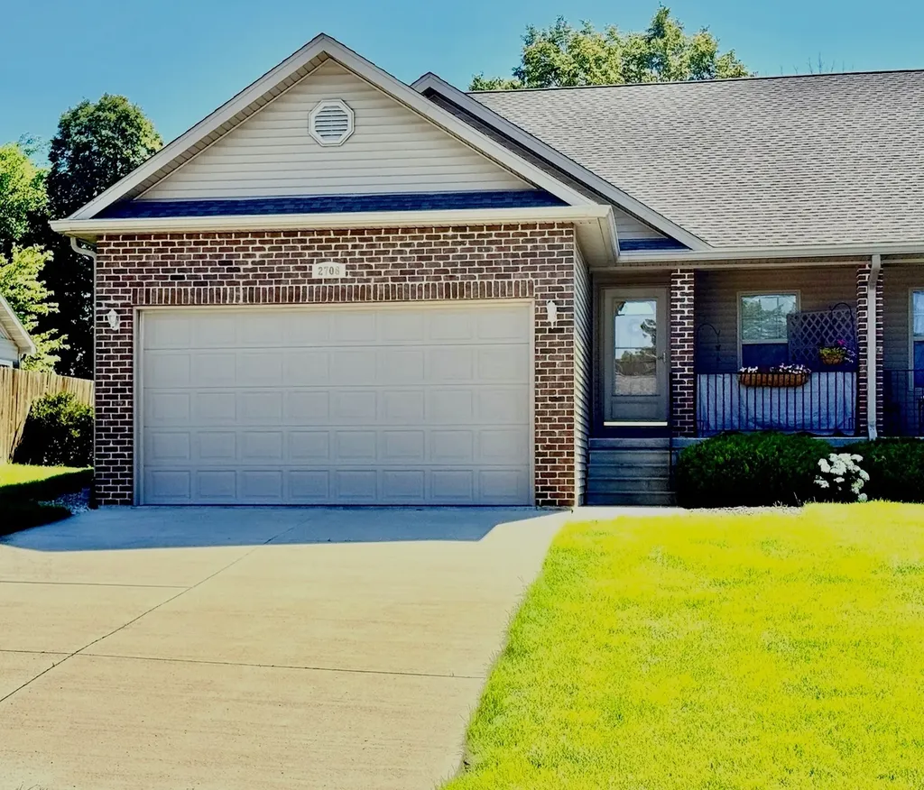 2708 Deer Court Ottawa IL 61350