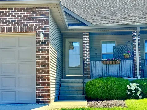 2708 Deer Court Ottawa IL 61350