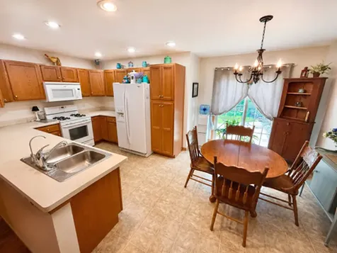 2708 Deer Court Ottawa IL 61350