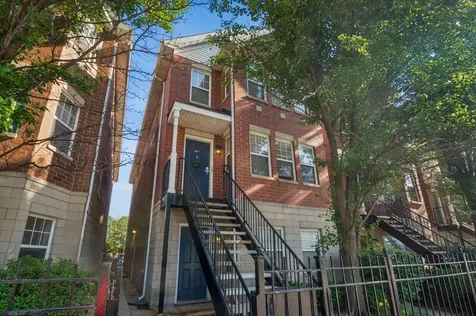 667 West Division Street Chicago IL 60610