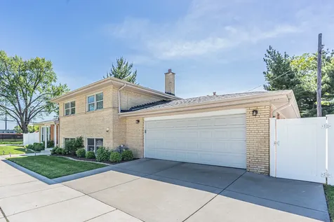9858 South Springfield Avenue Evergreen Park IL 60805