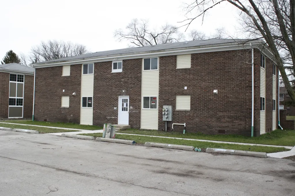 304 Wilshire Drive Sandwich IL 60548