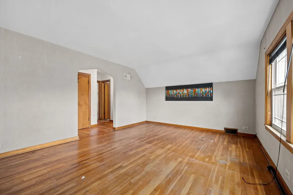 1716 North Neva Avenue Chicago IL 60707