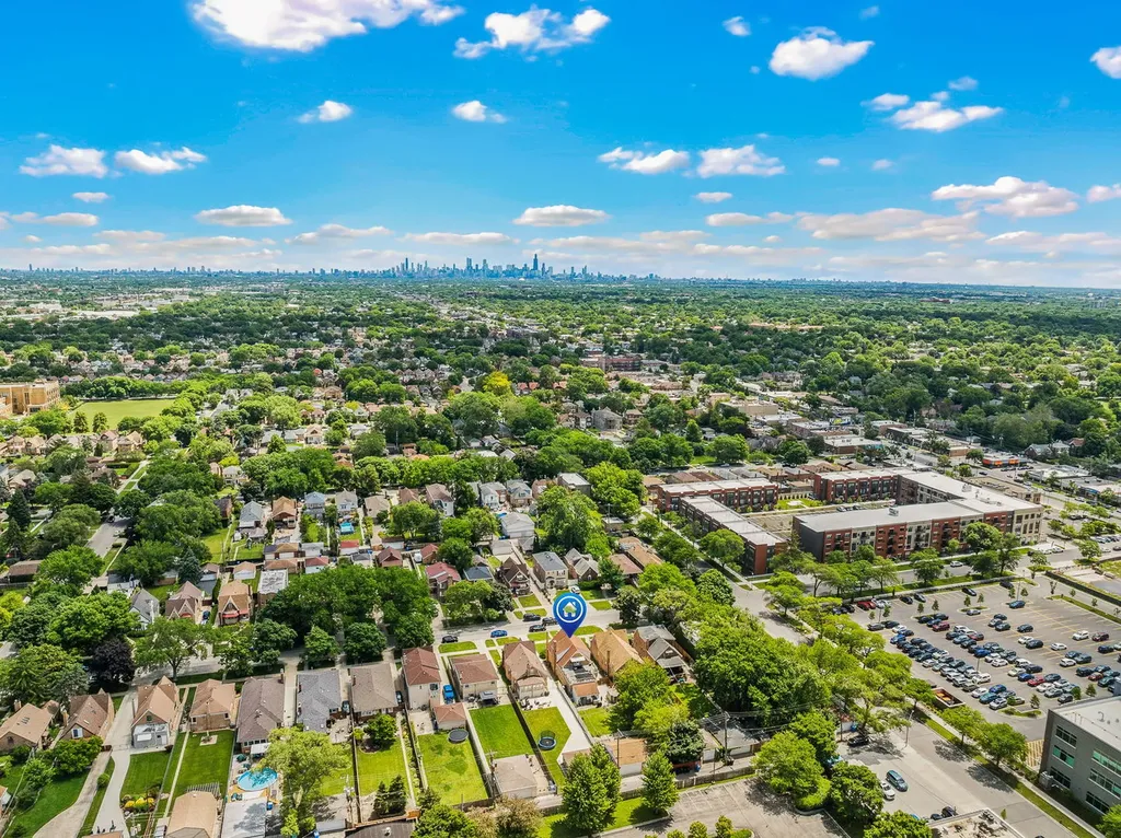 1716 North Neva Avenue Chicago IL 60707