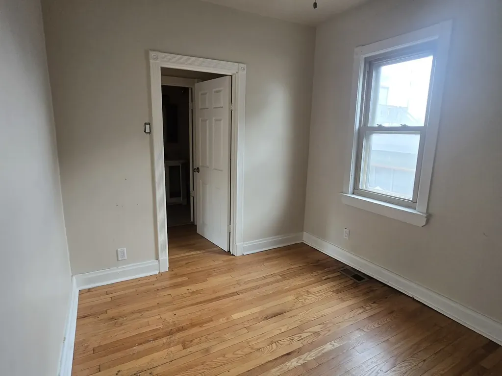 5750 West 65th Street Chicago IL 60638