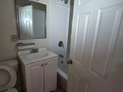 5750 West 65th Street Chicago IL 60638