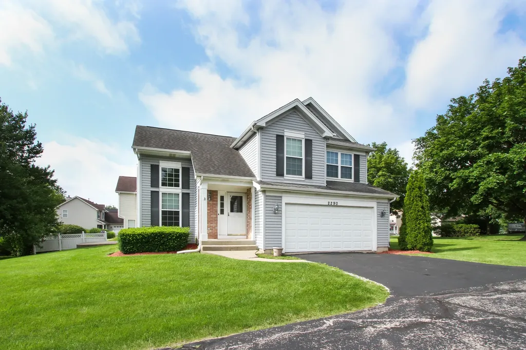 2290 Applewood Lane Woodstock IL 60098