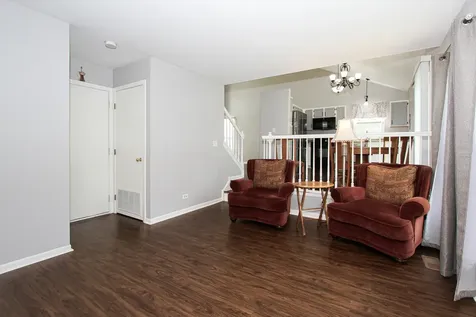 2290 Applewood Lane Woodstock IL 60098