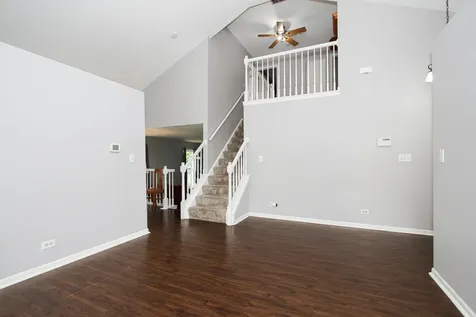 2290 Applewood Lane Woodstock IL 60098