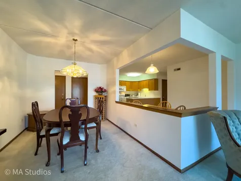 1325 Perry Street Des Plaines IL 60016