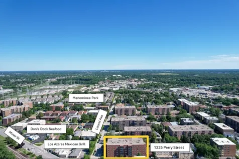 1325 Perry Street Des Plaines IL 60016