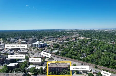 1325 Perry Street Des Plaines IL 60016