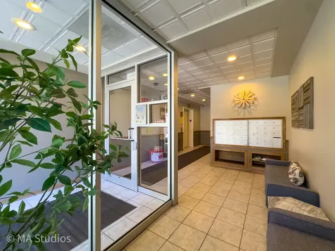 1325 Perry Street Des Plaines IL 60016