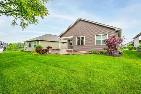 324 South Fork Drive Gurnee IL 60031
