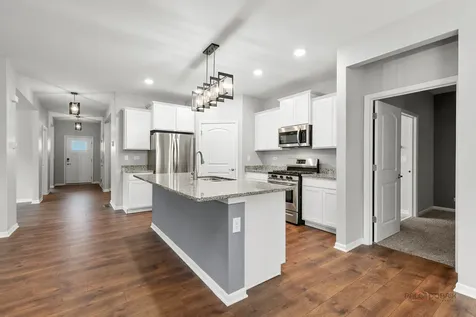 324 South Fork Drive Gurnee IL 60031
