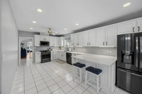 1843 North 75th Avenue Elmwood Park IL 60707