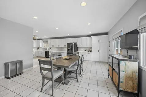 1843 North 75th Avenue Elmwood Park IL 60707