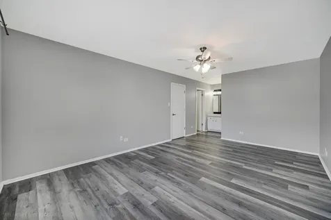 103 Red Barn Road Matteson IL 60443