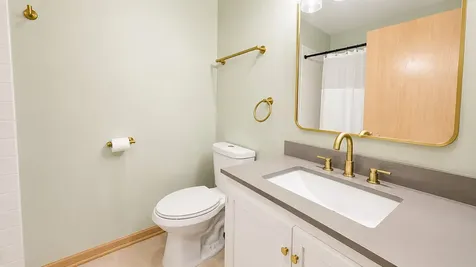 5445 Ridge Crossing Hanover Park IL 60133