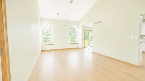5445 Ridge Crossing Hanover Park IL 60133