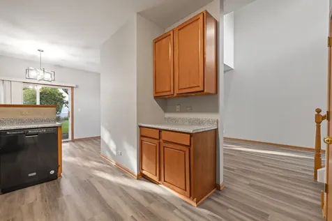 2247 Stoughton Drive Aurora IL 60502