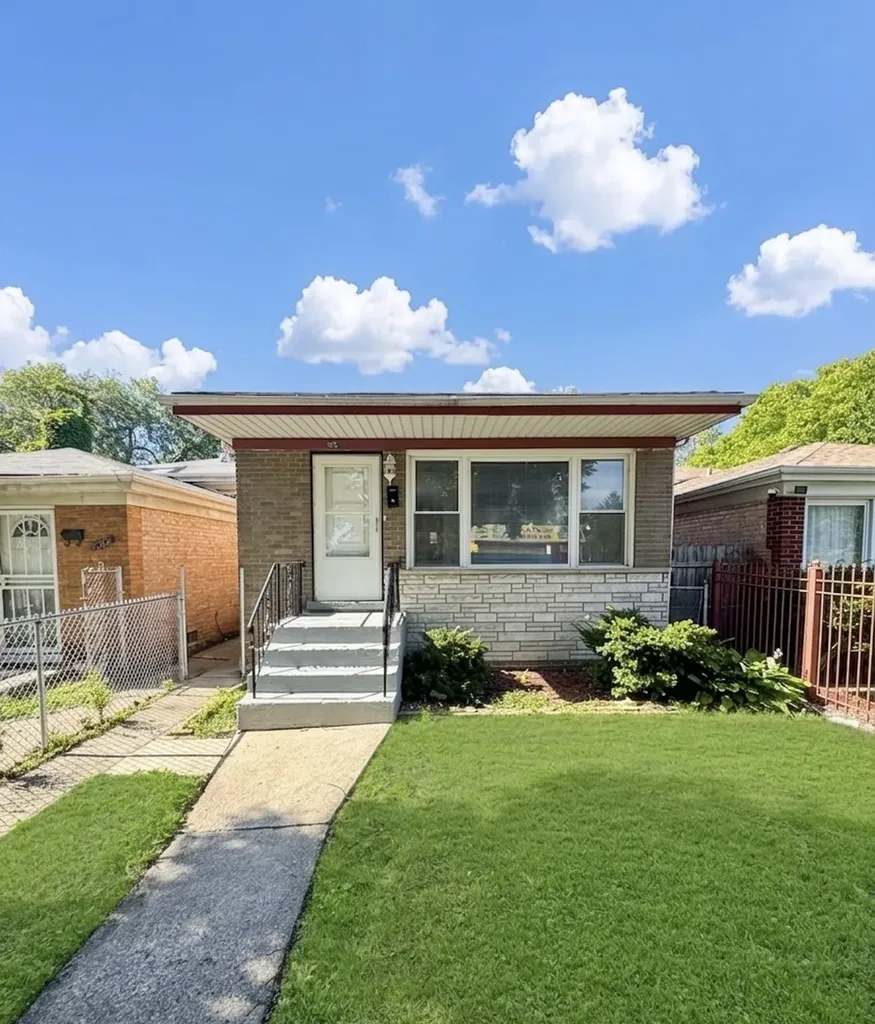 1102 West 111th Street Chicago IL 60643