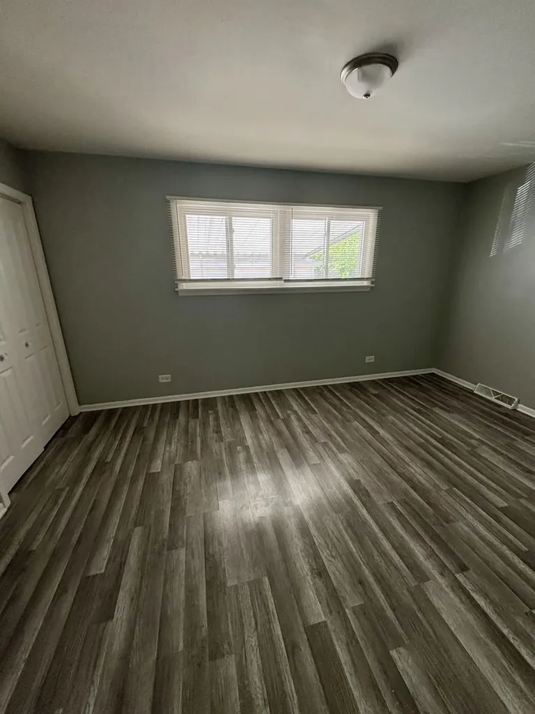 1102 West 111th Street Chicago IL 60643