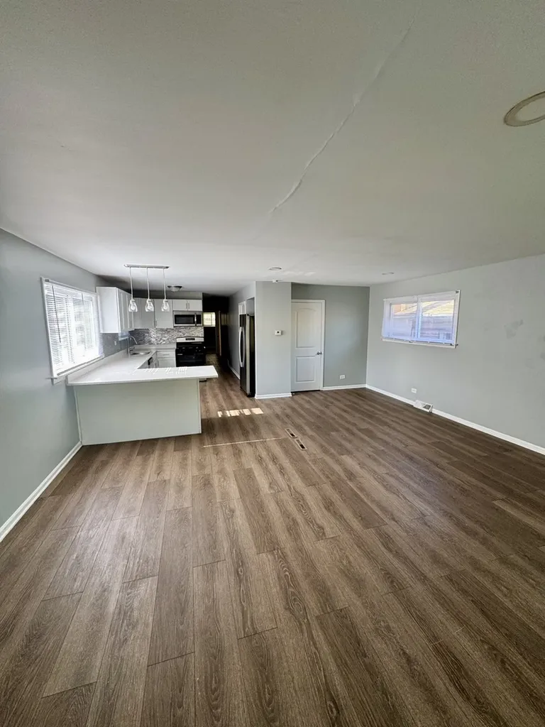 1102 West 111th Street Chicago IL 60643