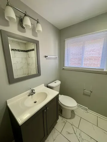 1102 West 111th Street Chicago IL 60643