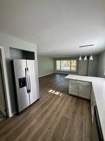 1102 West 111th Street Chicago IL 60643